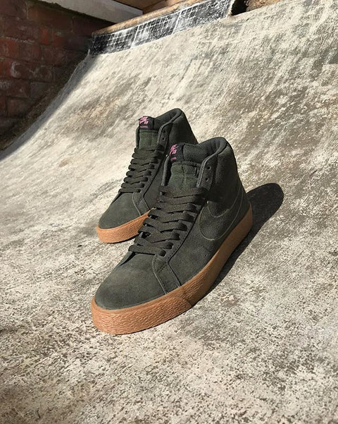 Blazer Mid